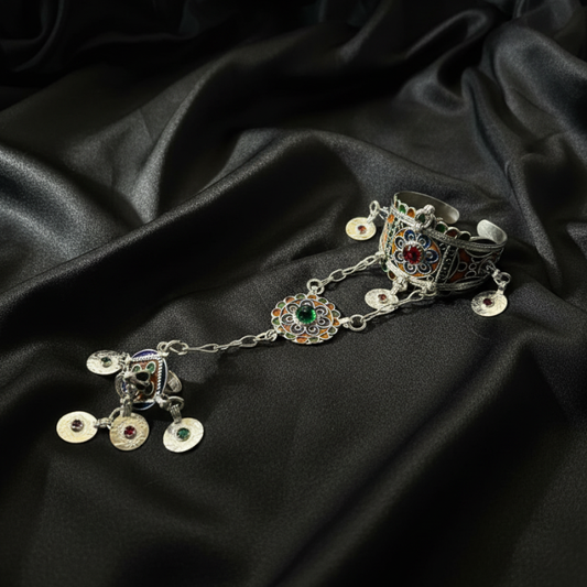 سوار–خاتم أمازيغي فاخر – معدن منقوش بالنقرة مع أحجار ملونة